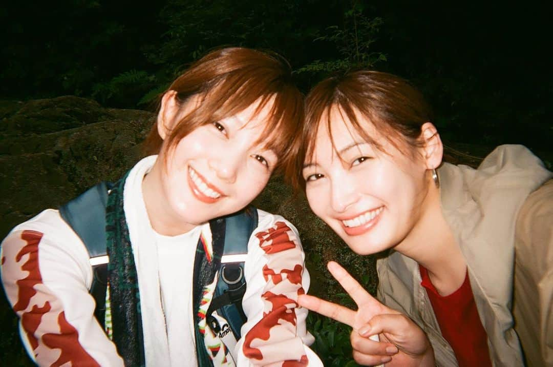 大政絢さんのインスタグラム写真 - (大政絢Instagram)「お付き合いありがとうございました〜 日本のいい場所、行ったことのない場所、もっと自分で見て行きたいと改めて感じた旅 そして、つばさのゆるさと面白さに癒された旅🌳笑 #屋久島」7月28日 18時10分 - aya_omasa_official