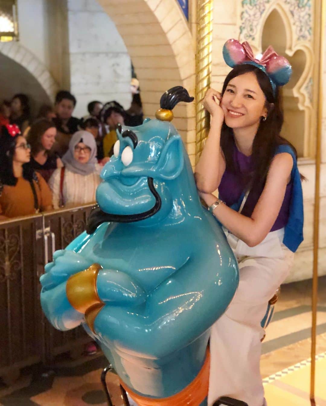 森川侑美さんのインスタグラム写真 森川侑美instagram 前行ったディズニーシーで 好きなアラジンのジーニーに会えて嬉しかった けどジーニーは腕組んだまま 一度もこっち振り向いてくれなくて 笑 何十年ぶりか分からないメリーゴーランド 想像