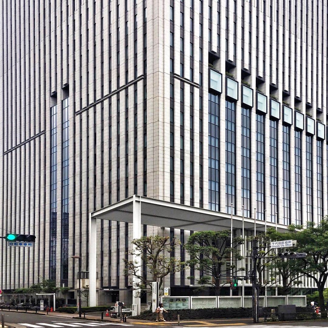 のインスタグラム：「. . Chiyoda City Office . . #ザ壁部 . Tokyo, Japan.」
