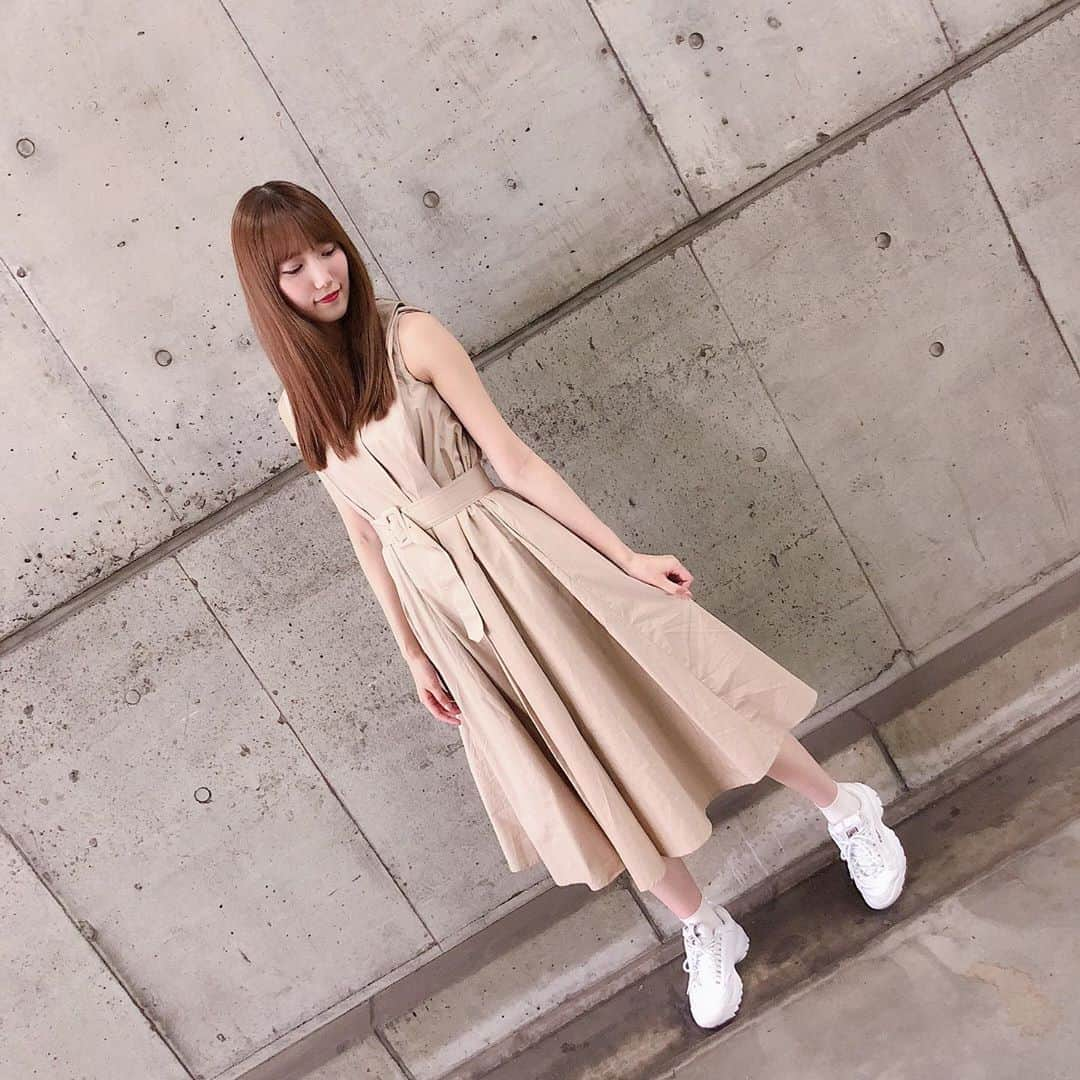 田中菜津美さんのインスタグラム写真 - (田中菜津美Instagram)「昨日の私服です💕 大人っぽいって好評でした😊 . @jillbyjillstuart_official の ワンピース👗 , 全身もあるよ💕スワイプしてね→ . #ootd #ワンピース #私服 #ファッション #コーデ #coordinate #ジルスチュアート  #夏服 #握手会 #北九州 #ありがとう」7月28日 19時18分 - natsumitanaka_0810