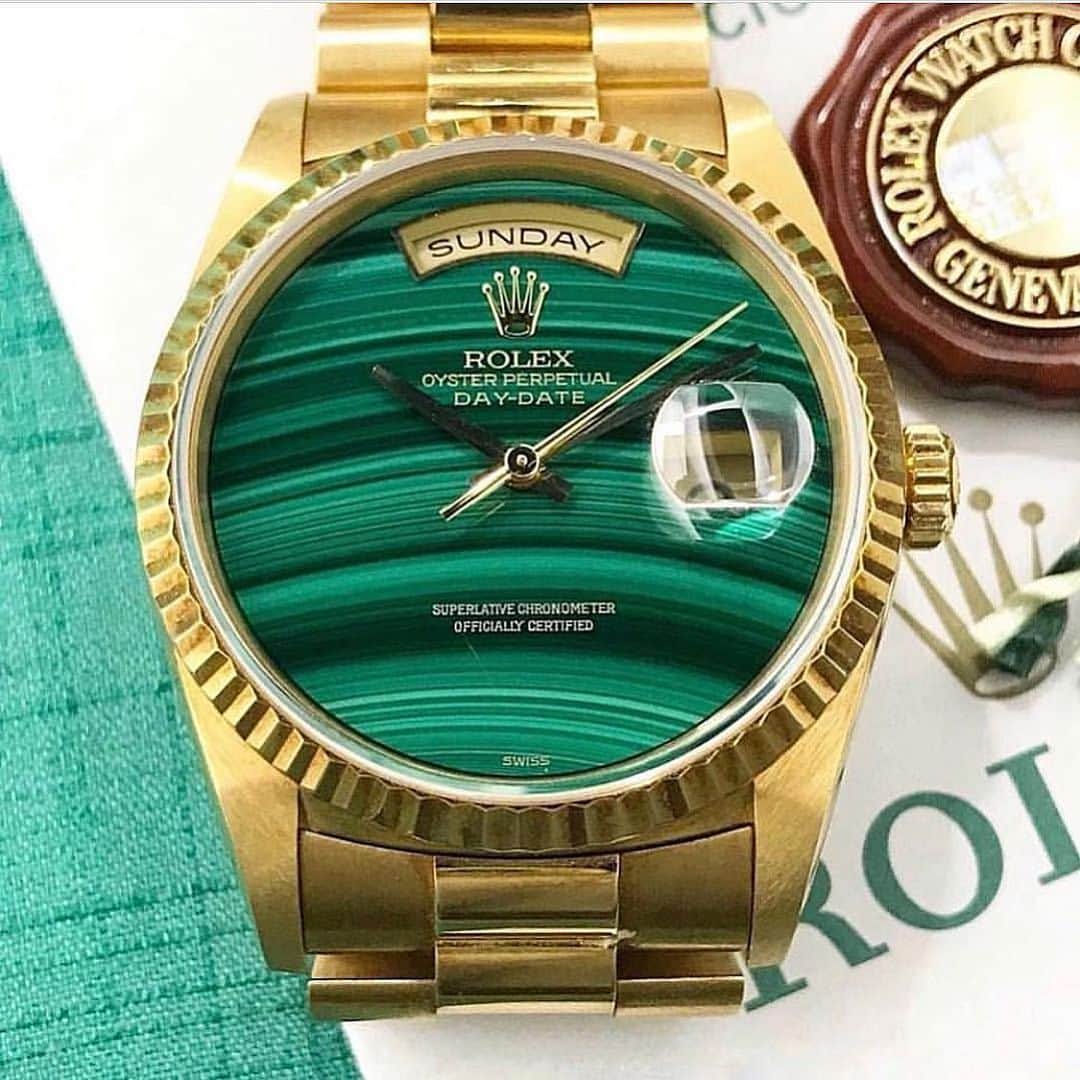 Daily Watchさんのインスタグラム写真 - (Daily WatchInstagram)「Rare malachite dial on this Rolex DayDate. Do you like it? Photo via @whatchs #DailyWatch」7月28日 20時09分 - dailywatch