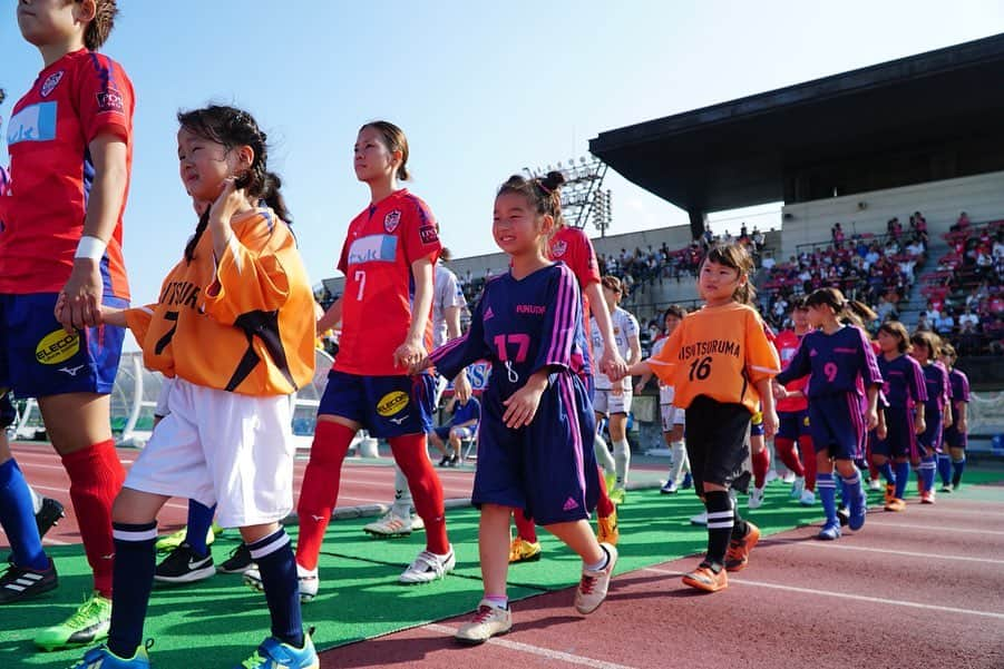 川島はるなさんのインスタグラム写真 - (川島はるなInstagram)「... カップ戦準決勝⚽️ 期待に応えられず、悔しさで一杯ですが リーグ後半戦へ向けてまた1つずつ積み上げていきます。 沢山のご声援をありがとうございました！ #ノジマステラ神奈川相模原 #カップ戦準決勝 #女子サッカー」7月28日 20時10分 - haruna__kawashima