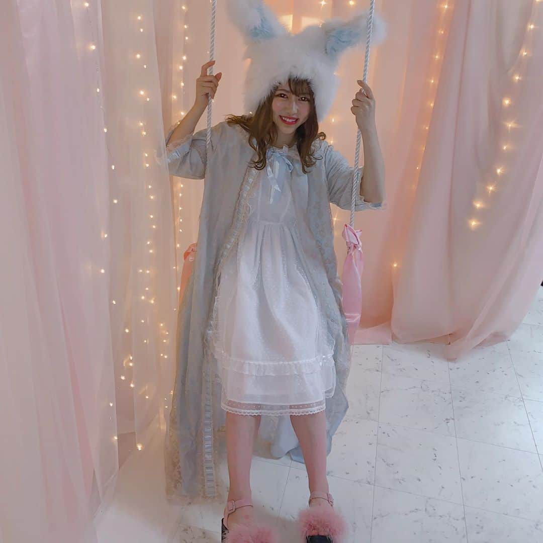 塚本美玲さんのインスタグラム写真 - (塚本美玲Instagram)「ロリうさぎ🐰✨♡ す〜きすきす〜♪ふわふわふ〜♪ ﻿ ﻿ ﻿ ﻿ ﻿ ﻿ ﻿ ﻿ #なまいきざかり#なまいきnight﻿ #fashion#magazine#event#ロリータ#dolls#dolly#dress#Barbie﻿ #instalike#instagood#kawaii#cute」7月28日 20時11分 - mire_nyan