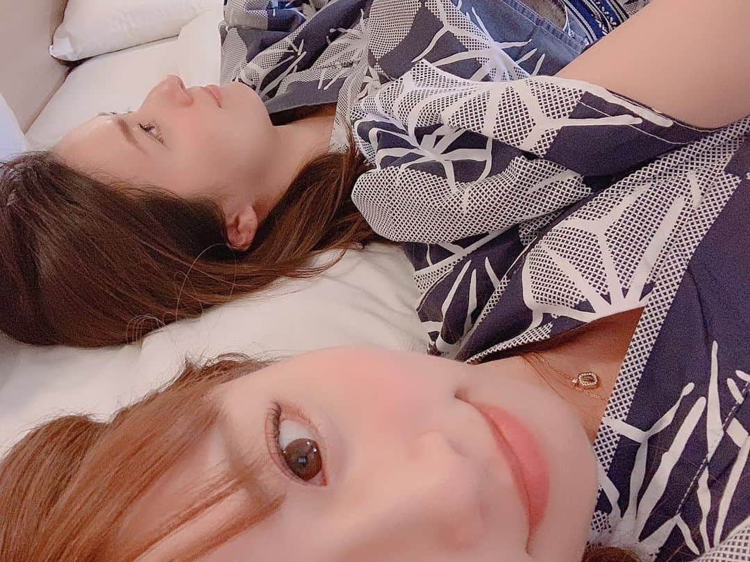 成瀬心美さんのインスタグラム写真 - (成瀬心美Instagram)「👀 . . 気づくかな？ きづいてくれくれくれー！！ . やったー！！！！！！ 気づいたー！！！！！ . な、4コマ。笑 . . #bed #かまちょ #ここれい #happy #instagram #instapic #instagood #followｍe」7月28日 20時22分 - coco3ndazo