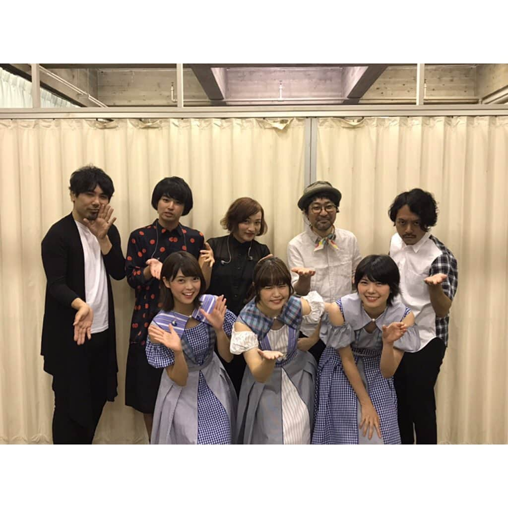 Nao☆ さんのインスタグラム写真 - (Nao☆ Instagram)「世田谷コンサート第二幕楽しかった〜😆❤️✨ 来て下さった皆様、本当にありがとうございました🥺💕 最高のバンドメンバーとNegiccoで記念撮影😍❤️✨ そして、次のシングルを担当してくださる西寺郷太さんとパシャリ😊✨ また世田谷第3幕でお会いしましょう😆🤚✨へへっ」7月28日 20時36分 - nao_ngc