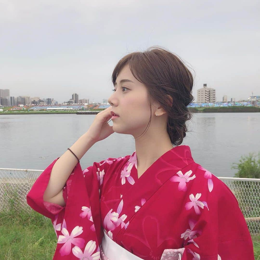 今井美桜さんのインスタグラム写真 - (今井美桜Instagram)「＊ 告知🌸  明日、7/29(月) 18:00から放送されている 「TOKYO MX NEWS」のお天気キャスターを、 平日(月曜〜金曜)担当させて頂くことになりました！  久しぶりのお天気中継で緊張していますが、 皆様にわかりやすくお伝えできるよう、頑張ります😢✨ . 放送エリアでない方も、 アプリ「エムキャス」で見ることができるみたいです！  宜しければご覧下さい🙇」7月28日 20時37分 - mio_ima49