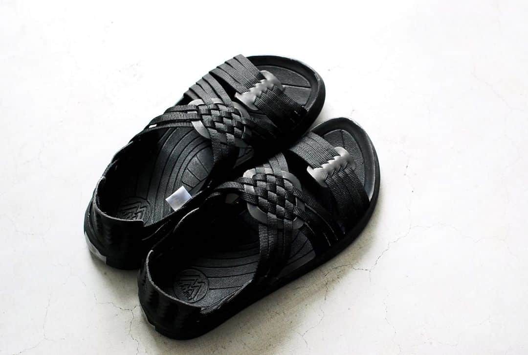 wonder_mountain_irieさんのインスタグラム写真 - (wonder_mountain_irieInstagram)「_ MALIBU SANDALS / マリブ サンダルズ “CANYON-NYLON WEAVE” ￥20,520- _ 〈online store / @digital_mountain〉 http://www.digital-mountain.net/shopdetail/000000004660/ _ 【オンラインストア#DigitalMountain へのご注文】 *24時間受付 *15時までのご注文で即日発送 *1万円以上ご購入で送料無料 tel：084-973-8204 _ We can send your order overseas. Accepted payment method is by PayPal or credit card only. (AMEX is not accepted)  Ordering procedure details can be found here. >>http://www.digital-mountain.net/html/page56.html _ 本店：#WonderMountain  blog>> http://wm.digital-mountain.info/blog/20190612/ _ #MALIBUSANDALS #マリブサンダルズ _ 〒720-0044 広島県福山市笠岡町4-18  JR 「#福山駅」より徒歩10分 (12:00 - 19:00 水曜定休) #ワンダーマウンテン #japan #hiroshima #福山 #福山市 #尾道 #倉敷 #鞆の浦 近く _ 系列店：@hacbywondermountain _」7月28日 20時53分 - wonder_mountain_