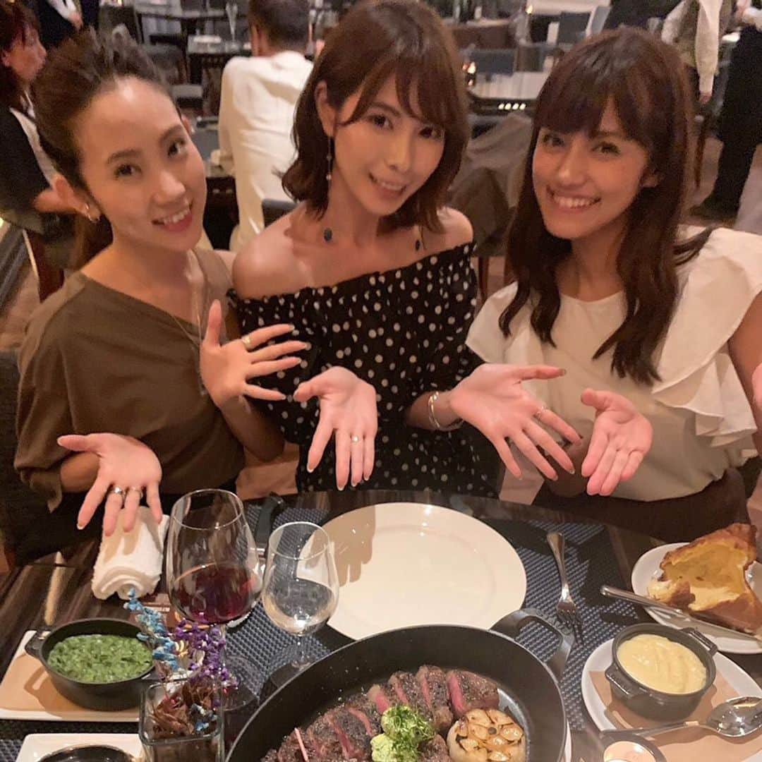 加納永美子さんのインスタグラム写真 - (加納永美子Instagram)「______________________________ #bltsteakosaka @bltsteak_tokyo 😋🍽🍷 . @minamiyuko60 さんと4人で女子会💕 . ありがとうございます❤️❤️ . . . #bltステーキ #blt #bltsteak #bltsteakosaka #ステーキ #梅田グルメ #梅田ディナー #ハービスプラザ #女子会 #デート#記念日 #followme」7月28日 21時29分 - emiko_s2