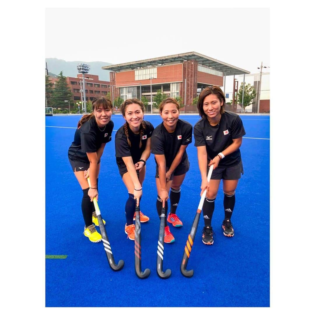 永井葉月さんのインスタグラム写真 - (永井葉月Instagram)「________________________________________ We love adidas/// New sticks🏑💗 Thank you so much @adidasfieldhockey  @adidastokyo  @bigban.hockey.osaka  新しいスティックひと足お先に🤐✨ 皆はどのスティックが好きかな？ どのスティック使いたい？ ________________________________________ #adidas #adidasfieldhockey  #loveadidas #フィールドホッケー」7月28日 21時32分 - hazuki815hazuki