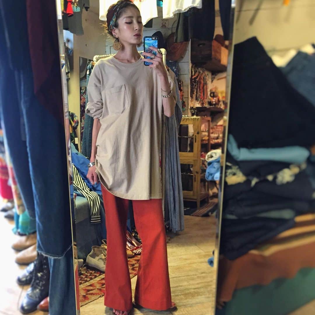 高橋真依子さんのインスタグラム写真 - (高橋真依子Instagram)「テラコッタな日☀️ 懐かしシリーズ探します☆コメントありがとうございます😊 #私服#ootd#outfit#vintage#vintagefashion#used#usedclothing」7月28日 21時34分 - chi.maiko