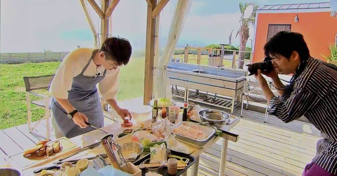 海原やすよさんのインスタグラム写真 - (海原やすよInstagram)「「どこいこBBQ」TVerで未公開シーン放送しています😊」7月28日 22時10分 - yasuyo_unabara