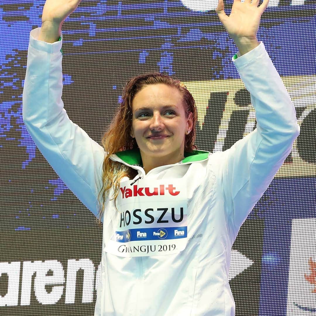 オリンピックチャンネルさんのインスタグラム写真 - (オリンピックチャンネルInstagram)「⁠ 2009, 2013, 2015, 2017, 2019.  With her victory today in the women's 400m Individual Medley at #FINAGwangju2019, Katinka Hosszu ("The Iron Lady") has become the first woman to win 5 world championship golds in a single #swimming event!」7月28日 22時36分 - olympicchannel_x