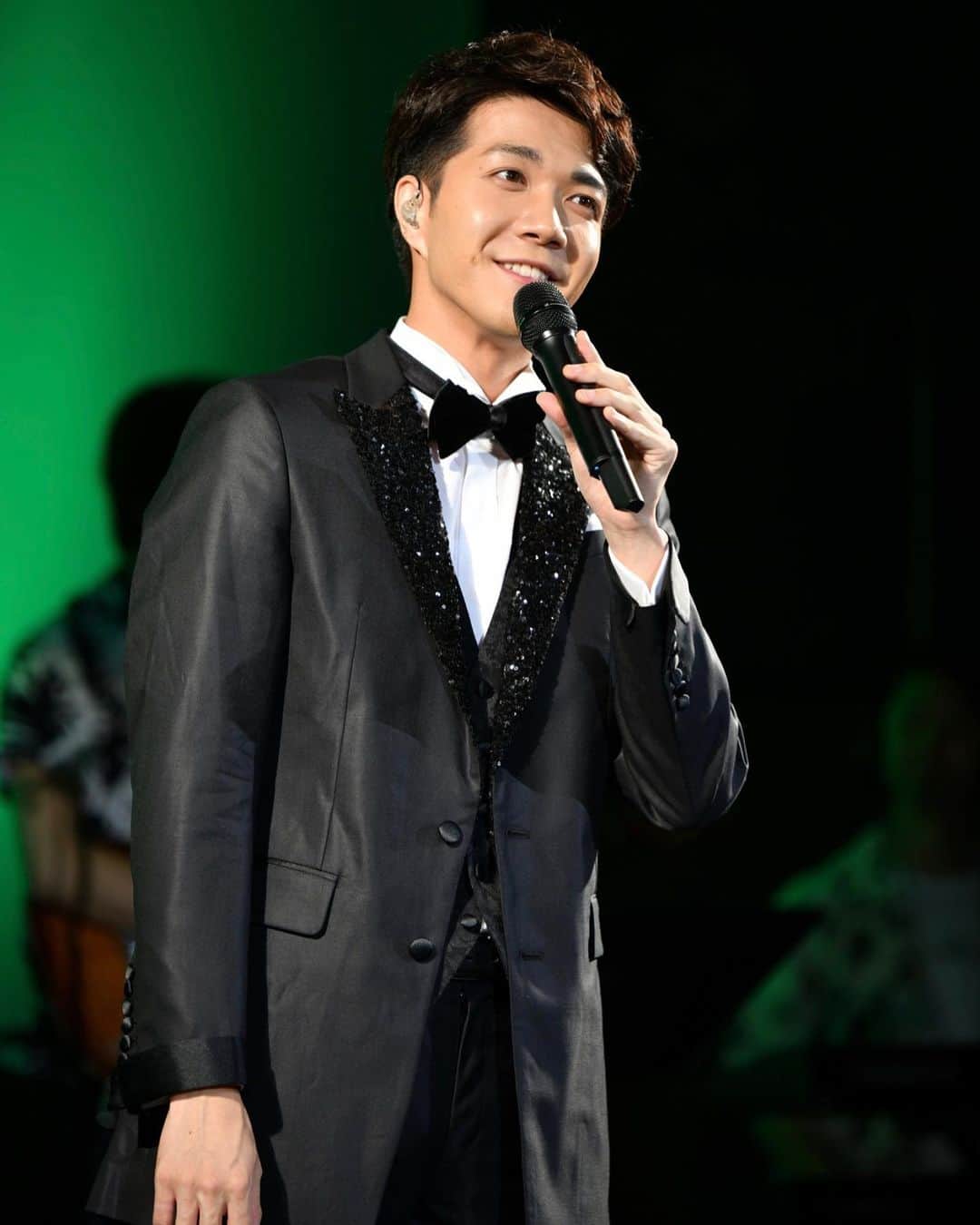 中澤卓也さんのインスタグラム写真 - (中澤卓也Instagram)「今日は浅草ビューホテルにて「中澤卓也サマーディナーショー2019」、もう楽しすぎて余韻がヤバイ。笑 後ほど、ブログに大量写真投下します👍 お客様、スタッフ、チーム中澤、全ての皆様に感謝、愛してます。 #浅草ビューホテル #ディナーショー #最高 #感謝 #茜色の恋 #中澤卓也」7月28日 23時06分 - takuya_nakazawa.118