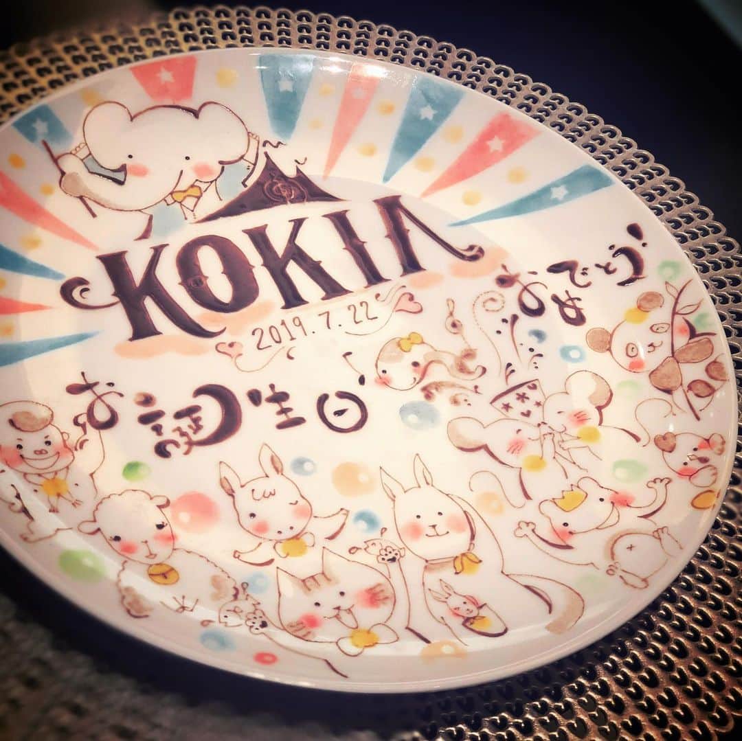 KOKIAのインスタグラム：「It was my birthday!! Thank you for all the messages on my birthday! #tokyo #japan #japon #kokia #photography #歌手 #コキア #insta #art #beautiful #picoftheday #follow #女性 #ソングライター #photooftheday #woman #jmusic #ボーカリスト #singer #songwriter #jpop #vocalist #voice #声 #ライブ #live #綺麗 #日本 #birthday」