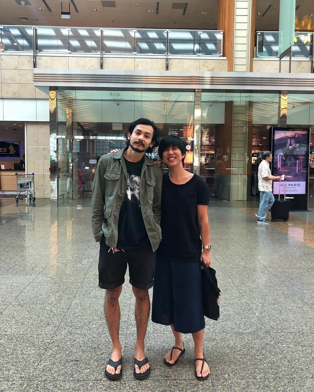 ハキム・カスバンのインスタグラム：「⁣⁣ Breaking up my usual feed of climbing photos/videos to thank someone who has played an important role in my “comeback”.⁣⁣ ⁣⁣ I only met Bernice in May,  when we bumped into each other at the gym. We had a short conversation in person which continued online. We vibe pretty well and that for me is something that doesn’t come easy. Without going into too much detail, I felt like I finally found a friend that transcends two lives that I keep quite separate - my climbing life and my personal one. ⁣⁣ ⁣⁣ My journey since I started climbing has been mostly a lonely one, never really having a support system I felt fully comfortable with, so it’s been nice verbalizing a lot of what i think/doubt/fear or even feel good about in my climbing to someone so easily. It’s helped me a lot this past two months. ⁣⁣ ⁣⁣ I am very happy climbing again and she’s been a big factor in that. So thank you, @berizified.⁣⁣ ⁣⁣ (pls excuse my swollen post wisdom tooth extraction face)」