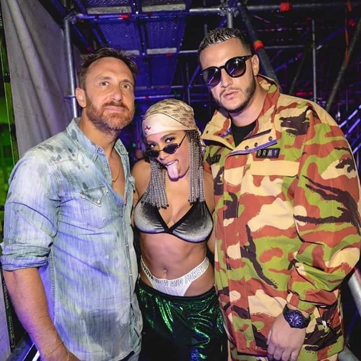 デヴィッド・ゲッタさんのインスタグラム写真 - (デヴィッド・ゲッタInstagram)「Backstage @tomorrowland the 2 bad asses and the lost child ! @djsnake @anitta @i don’t know where the photographer is 😂😂😂😂😂」7月29日 11時28分 - davidguetta