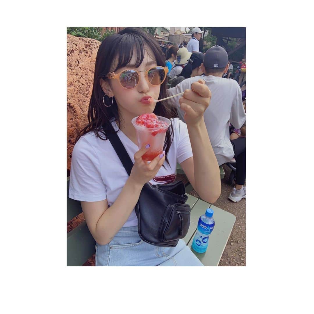 下尾みうさんのインスタグラム写真 - (下尾みうInstagram)「か・き・ご・お・り🍧❤️ #かき氷 #ディズニーランド  #サングラス #AKB48 #下尾みう #miushitao」7月29日 11時01分 - miumiu1343