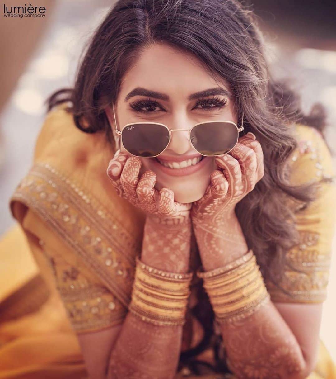 Indianstreetfashionさんのインスタグラム写真 - (IndianstreetfashionInstagram)「Looking for a cute #mehendi function style inspo? Look no further - this is goals , right here 😍 #indianstreetfashion #indianwedding  #wedding #weddingsofinstagram #instawedding  #indianwedding #bridesofindia #bridesofinstagram #indianbridaloutfit #weddinglook  #bridallook #bridestyle #weddingtrend #trend #bridaljewelry #jewellery #weddinginspo #weddingplanner #weddingblogger #weddingplanner #destinationwedding #weddingchoreography #bridetobe #sunglasses #stylefile #bridestyle #bridestyles #weddingbridestyle #indianbride @lumiereweddingcompany (PC)」7月29日 11時20分 - indianstreetfashion
