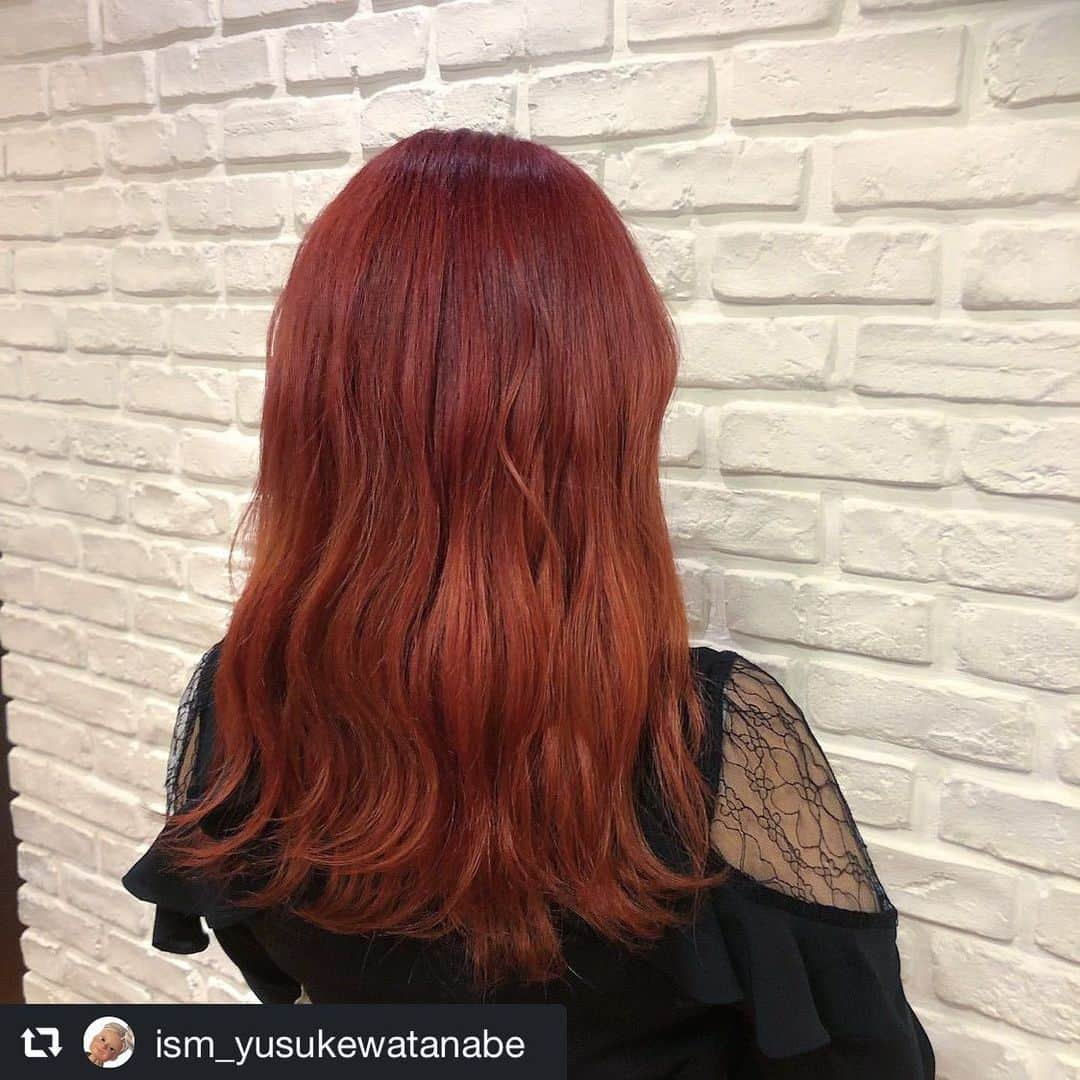 hair_ISMさんのインスタグラム写真 - (hair_ISMInstagram)「#repost @ism_yusukewatanabe via @PhotoAroundApp . red  hair💁‍♀️ . ISM KITASENJU @hair_ism  平日11:00〜21:00 土日祝日10:00〜19:00 TEL 03-3879-2339 HP https://www.ism-hair.com HPB https://beauty.hotpepper.jp/smartphone/slnH000262847/ IG https://instagram.com/hair_ism . #thekingoffhairdressing®️#ISM #イズム #髪 #髪型 #redcolor #レッドカラー #redhair #レッドヘア #レッドヘアー #hair #ヘア #haircolor #ヘアカラー #ヘアスタイル #美容師 #美容室 #美容院」7月29日 11時22分 - hair_ism