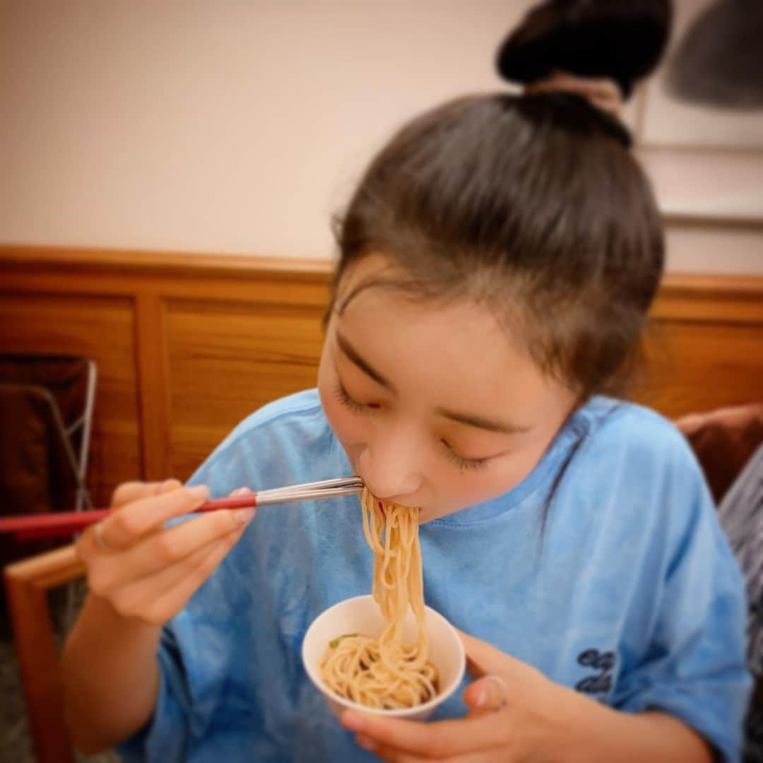 ユン･ボミさんのインスタグラム写真 - (ユン･ボミInstagram)「대만우육면👍🍜」7月29日 2時38分 - __yoonbomi__