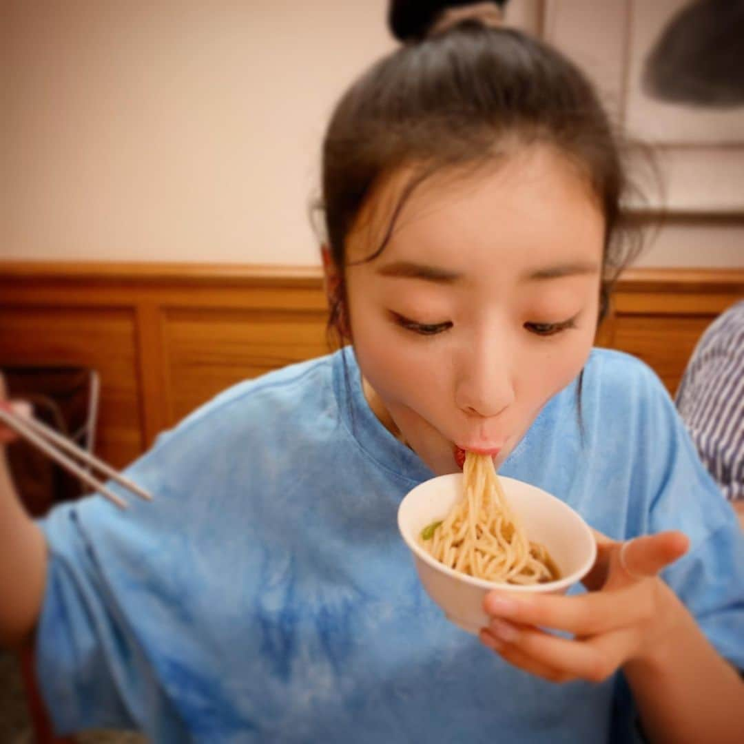 ユン･ボミさんのインスタグラム写真 - (ユン･ボミInstagram)「대만우육면👍🍜」7月29日 2時38分 - __yoonbomi__