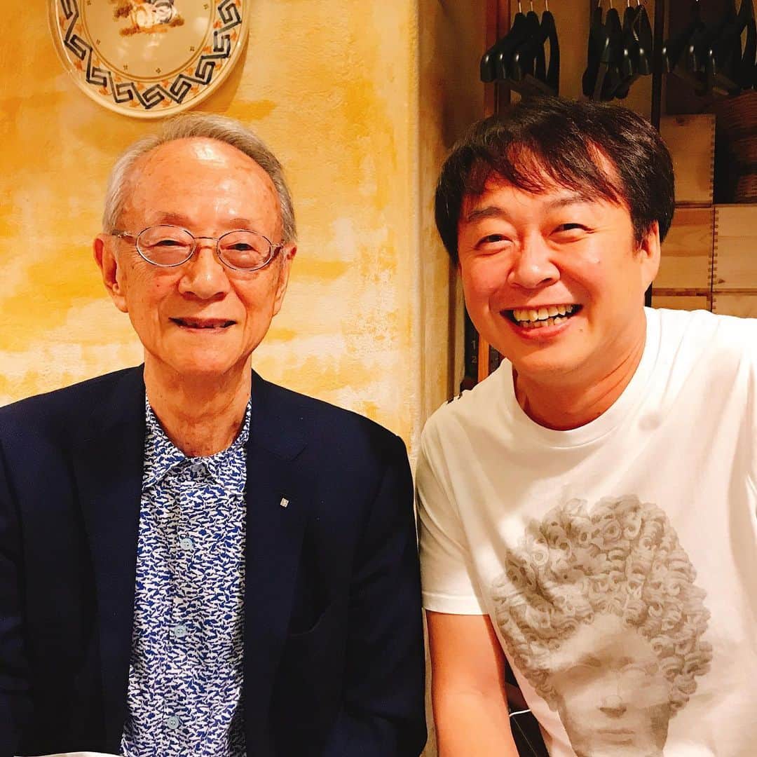 本間昭光のインスタグラム：「190728 服部克久先生と。 昭和から令和までの音楽史を伺える貴重な時間。」