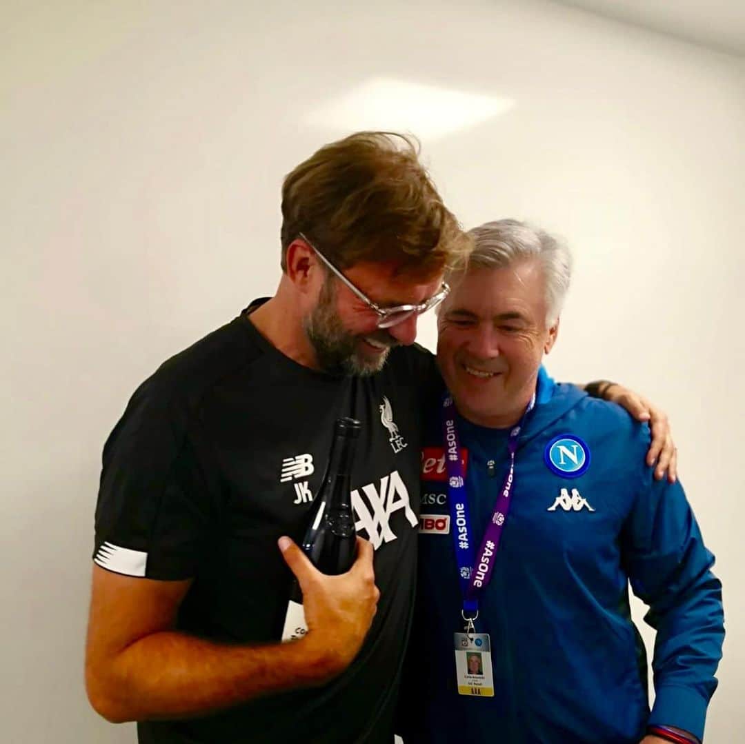 カルロ・アンチェロッティのインスタグラム：「Excellent team work today against Liverpool. Great incentive to continue our Pre-season preparation.  Eccellente lavoro di squadra contro il Liverpool. Grande vittoria per continuare la nostra preparazione. #forzanapolisempre」