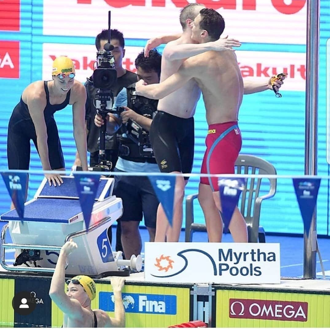 ケイト・キャンベルさんのインスタグラム写真 - (ケイト・キャンベルInstagram)「Not a bad haul for a week's work. Another World Championships done and dusted. I was stoked with some of my swims - and left some room for improvement in others 😛. One thing that I can say with absolute certainty, is that it has been an honour and a privilege to be a part of this Australian Dolphins Team.  The courage, integrity and gritty determination showed by every team member was inspirational and we put the world on notice. Bring on 2020! 💪🤗🇦🇺 - Thank you to everyone who has supported me, sent me messages or watched my races, I wouldn't be where I am today without you all ❤❤❤ - #fina2019 #overandout」7月29日 4時28分 - cate_campbell