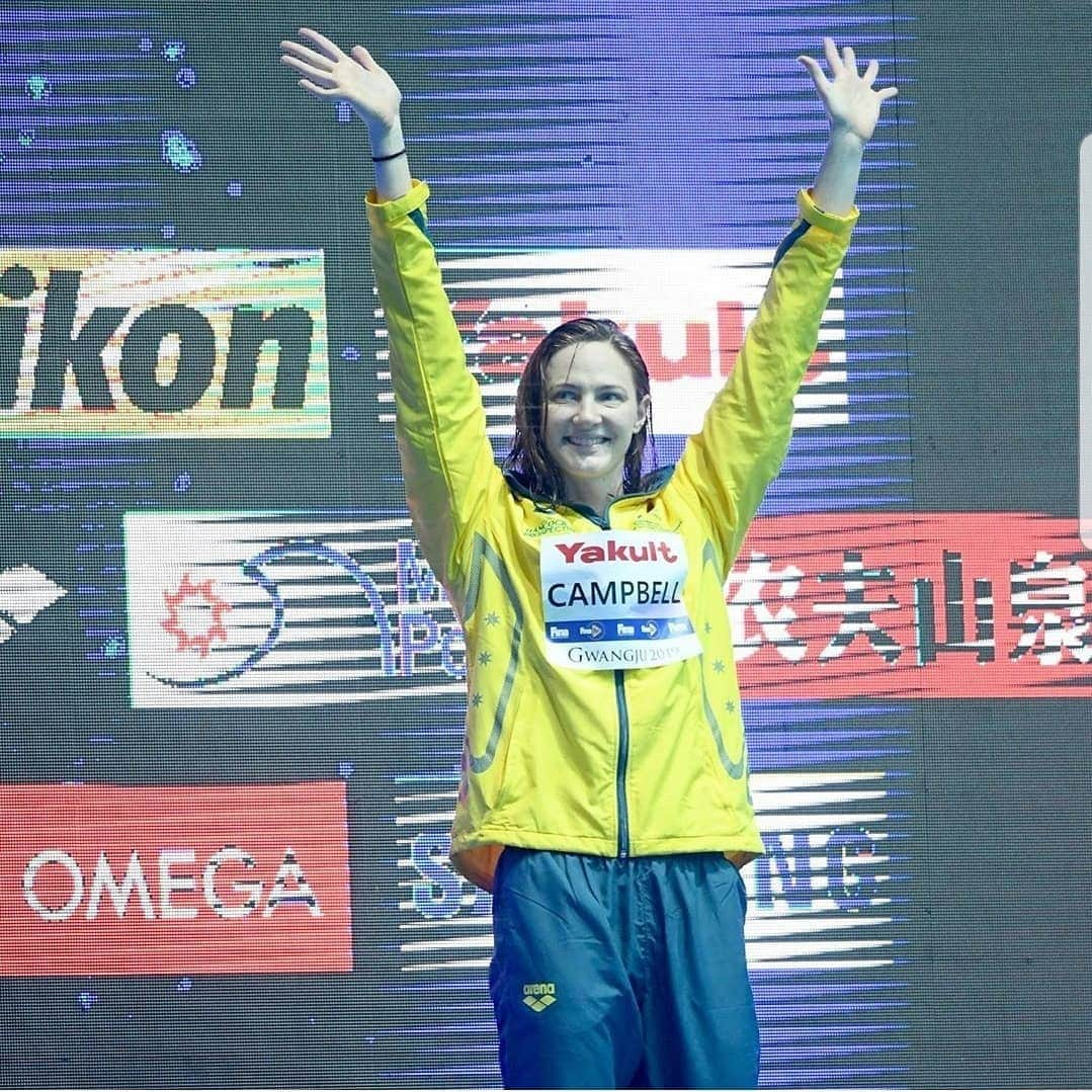 ケイト・キャンベルさんのインスタグラム写真 - (ケイト・キャンベルInstagram)「Not a bad haul for a week's work. Another World Championships done and dusted. I was stoked with some of my swims - and left some room for improvement in others 😛. One thing that I can say with absolute certainty, is that it has been an honour and a privilege to be a part of this Australian Dolphins Team.  The courage, integrity and gritty determination showed by every team member was inspirational and we put the world on notice. Bring on 2020! 💪🤗🇦🇺 - Thank you to everyone who has supported me, sent me messages or watched my races, I wouldn't be where I am today without you all ❤❤❤ - #fina2019 #overandout」7月29日 4時28分 - cate_campbell