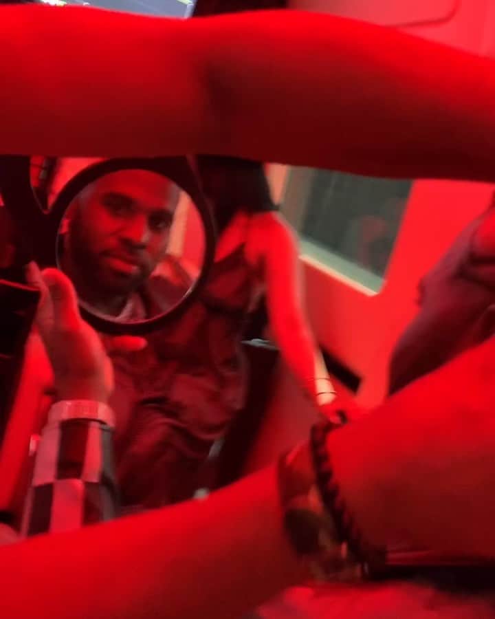 ジェイソン・デルーロのインスタグラム