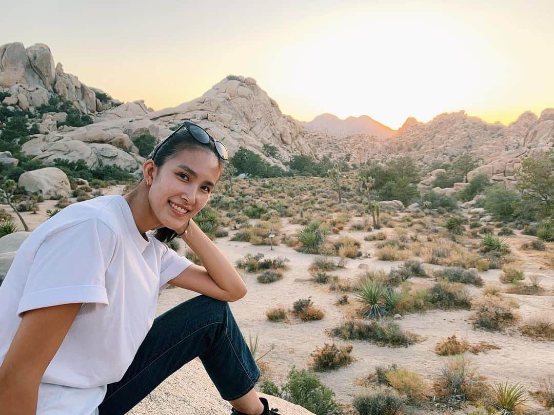 金原杏奈のインスタグラム：「Beautiful #sunset 🌄☺️🧡」