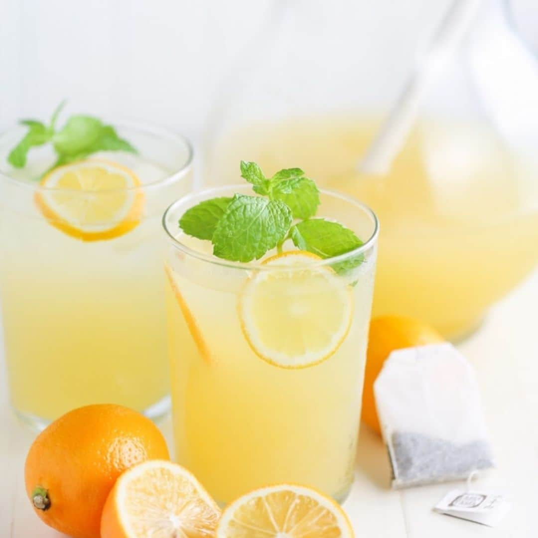 YAMAMOTOYAMA Foundedさんのインスタグラム写真 - (YAMAMOTOYAMA FoundedInstagram)「Cooling off with a crisp refreshing glass of Sencha Lemonade, made with our Sencha Green Tea bags! Tap the link in bio to get the full recipe. #Yamamotoyama」7月29日 9時03分 - yamamotoyama_usa