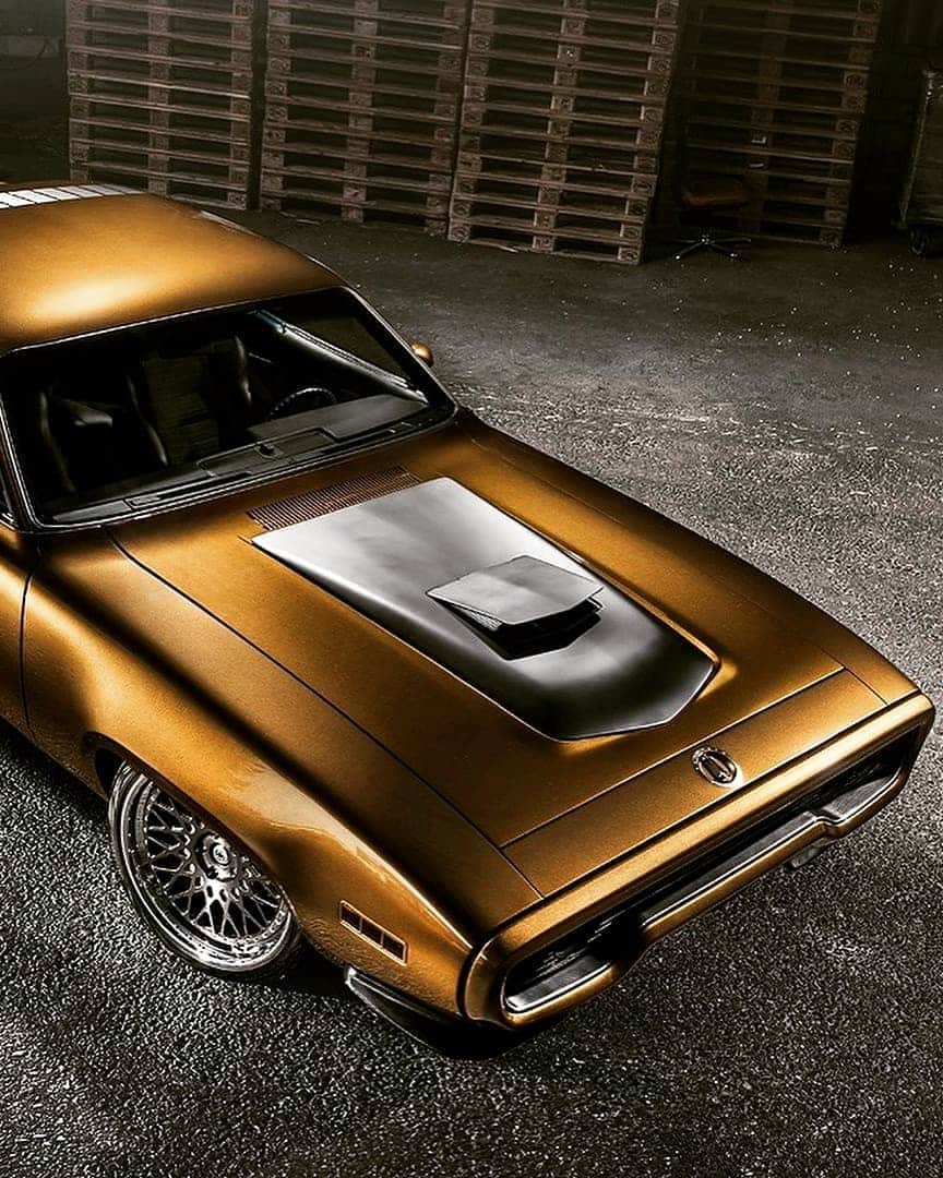 Classics Dailyさんのインスタグラム写真 - (Classics DailyInstagram)「'71 Plymouth Pro Runner  _ Owner | @prorunner71 #americanmuscle #musclecar  #classic #restomod #speed #vehicles  #cargram #carstagram #amazing_cars #fastcar #motors #engine #horsepower #musclecar #amazingcars #classicsdaily」7月29日 9時08分 - classicsdaily