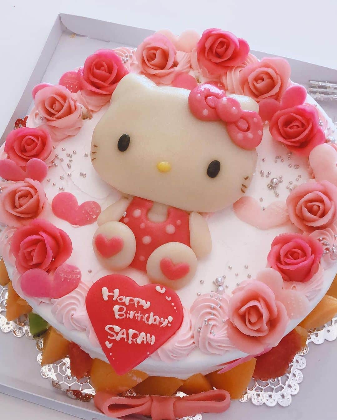 ユージさんのインスタグラム写真 - (ユージInstagram)「HAPPY BIRTHDAY SARAH🎂㊗️次女のサラが4歳を迎えました😆本当にあっという間✨なんて可愛いんだろう🥰 #親バカ #SARAH #HAPPYBIRTHDAY #7月28日 #リリサラ」7月29日 9時40分 - yujigordon