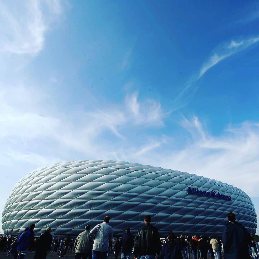 トッテナム・ホットスパーFCさんのインスタグラム写真 - (トッテナム・ホットスパーFCInstagram)「🇩🇪 ✈️ Today we’re travelling to Munich for the #AudiCup2019! #COYS #THFC」7月29日 19時29分 - spursofficial