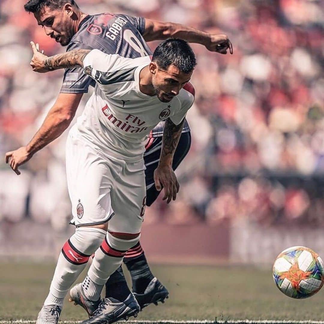 ヘスス・フェルナンデス・サエスのインスタグラム：「Last game in America 🇺🇸. ⠀⠀⠀⠀⠀⠀⠀⠀⠀ Thanks to everyone 🌎. ⠀⠀⠀⠀⠀⠀⠀⠀⠀ Now time to rest two days before we go again 💯 @acmilan #suso8」