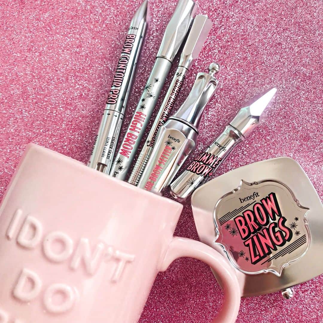 Benefit Cosmetics UKさんのインスタグラム写真 - (Benefit Cosmetics UKInstagram)「But first... BROWS ☕️ We've got all your Monday essentials 😉 Double tap if you can spot your brow bestie! #benefit #benefitbrows #makeup #beauty . . . 📷 Image Description: All Benefit brow products spilling out of a pink mug onto a glitter pink background」7月29日 19時46分 - benefitcosmeticsuk