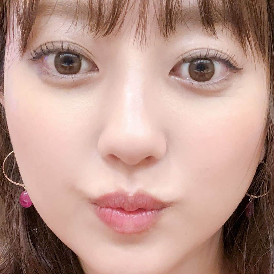 菊地亜美さんのインスタグラム写真 - (菊地亜美Instagram)「. いいね押したら謎の鼻ハート👃 りあるな写真 今日は夜まで収録🌉 #ハートいいねシリーズ」7月29日 19時54分 - amikikuchi0905