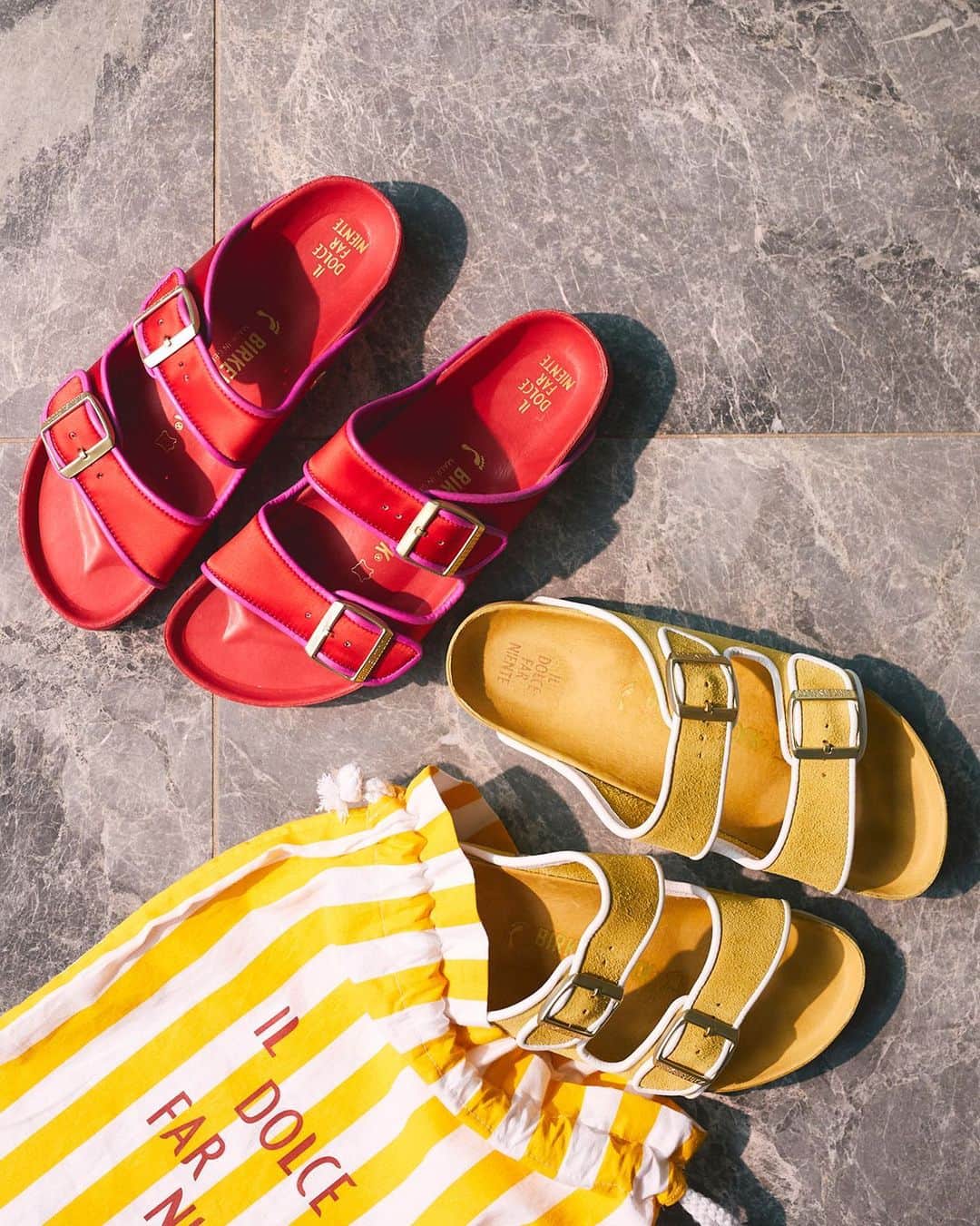 のインスタグラム：「SUMMER HOLIDAY 洗練されたカラーサンダルで過ごす優雅な時間。  #UnitedArrows #UnitedArrowsWomen #SummerHoliday #Sandals #IlDolceFarNiente #Hotelilpellicano #Birkenstock」