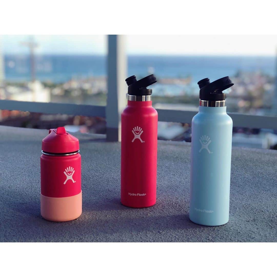 のインスタグラム：「✴︎ Hawaiiでみんなが持っている @hydroflask 💛 . ヨガの時のために買ってみた🥰 . . #vacation #hawaii #hydroflask #instadaily #instalike #instagood #instapic #instatravel #ハワイ #ハイドロフラスク」