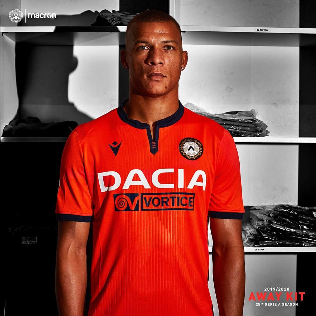 ウディネーゼ・カルチョさんのインスタグラム写真 - (ウディネーゼ・カルチョInstagram)「New #AwayKit 2019/20 #UdineseCalcio #Macron」7月29日 20時31分 - udinesecalcio