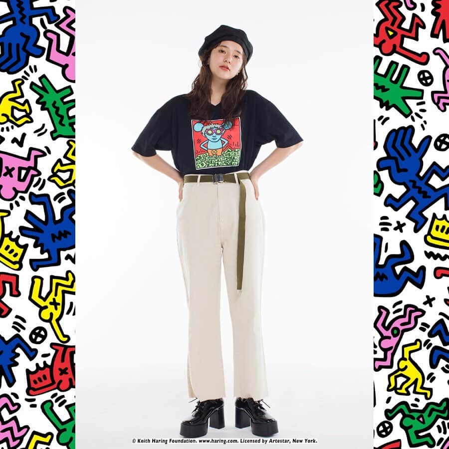 WEGOさんのインスタグラム写真 - (WEGOInstagram)「「Keith Haring×WEGO Collaboration」 WEGO25周年を記念して“Keith Haring”とのコラボレーションアイテムを発売。洋服から小物までユニセックスで使える幅広いラインナップでご紹介。小物は8/3(土)発売予定。 詳細はWEGO公式HPにて✔︎ . ✔︎t-shirt ¥2,990+tax〜  #KeithHaring#collaboration#wego#wego25th」7月29日 11時46分 - wego_official