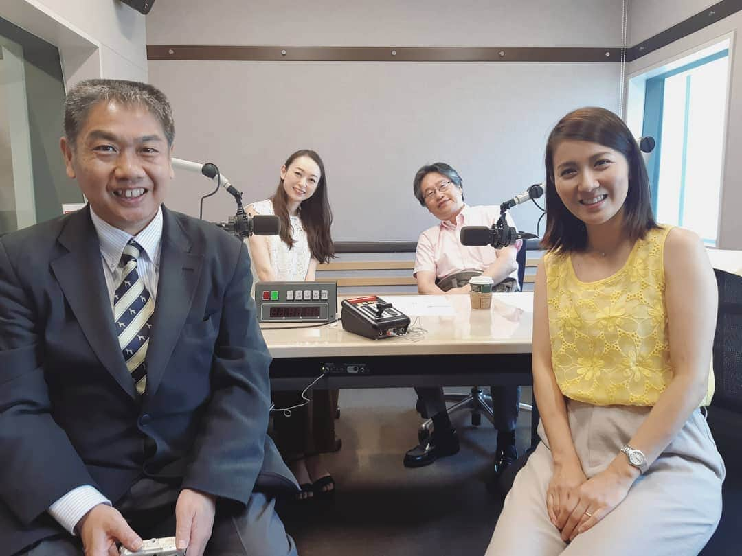 瞳ゆゆさんのインスタグラム写真 - (瞳ゆゆInstagram)「ラジオNIKKEI マーケットアナライズマンデー出演日でした📻  今週は、金融政策決定会合からFOMC、雇用統計など内容盛り沢山。  過去3回の利下げ時は、どのような状況で、利下げ幅やその後の株価、雇用の推移などもギュッと教えていただきました。  これは後で表にしておかないと💦  #ラジオnikkei #マーケットアナライズマンデー #虎ノ門 #株 #為替 #資産運用 #宝塚og #アナウンサー #瞳ゆゆ」7月29日 12時19分 - yuyu_hitomi