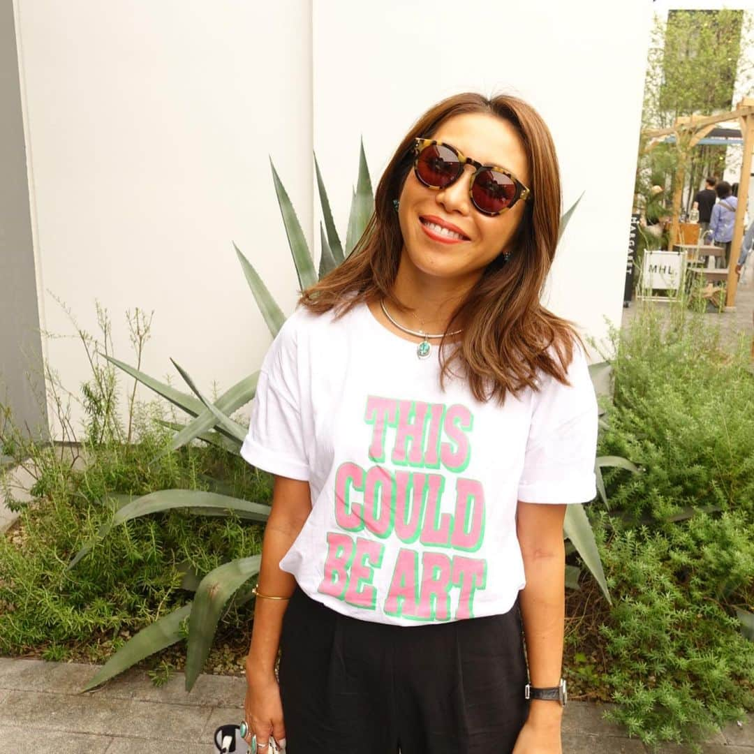 ETSUKOさんのインスタグラム写真 - (ETSUKOInstagram)「このTシャツ着てると褒められる☺️ zaraの1200円位のなんだけどね 👍 そしてシワシワ 笑  コーデ Tシャツ #zara 麻パンツ #rhc ハラコサンダル #adidas  bag #stateofescape  #coordinate #ootd #fashion  #コーデ #コーディネート #カジュアルコーデ #カジュアルファッション #楽ちんコーデ  #夏コーデ #シンプルコーデ #大人女子 #大人カジュアルコーデ#プチプラ #プチプラコーデ #ラフコーデ #サンダル #ロゴT」7月29日 12時51分 - lalanail_etsu