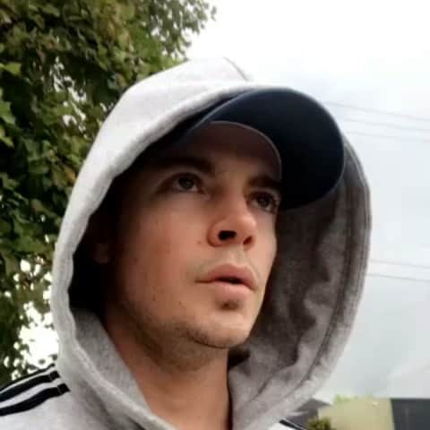 のインスタグラム：「Lil glimpse into my goofball mind. Hang out with me for an hour. This is what u get.」