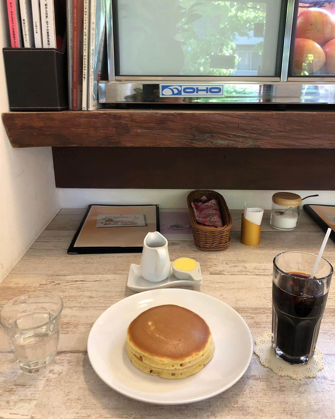 楢原真樹さんのインスタグラム写真 - (楢原真樹Instagram)「いつぞやの喫茶店 #喫茶店 #梅ヶ丘 #めちゃうまホットケーキ #フルーツサンドも名物 #これはまた行かないとね #本日はMANZAI魂 #19時〜 #新宿バッシュ #取置きお願いします！ #来てねー！ #ヤーレンズ」7月29日 13時54分 - narahara_j