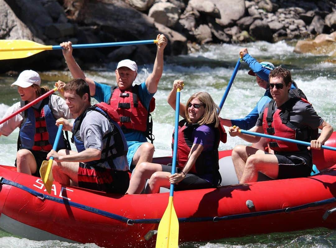 ジェイソン・ブラウンさんのインスタグラム写真 - (ジェイソン・ブラウンInstagram)「🛶🛶🛶 #Rafting #SalmonRiver #Idaho」7月29日 15時11分 - jasonbskates