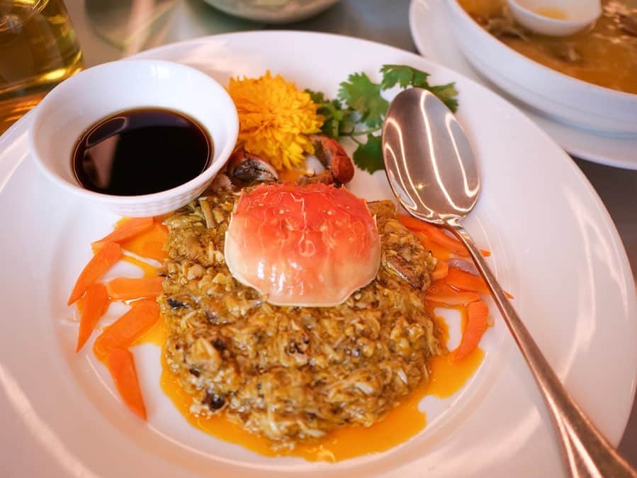 木村良平さんのインスタグラム写真 - (木村良平Instagram)「美味しかった上海たち！ 本場の上海蟹はさすがでしたね。4枚目は念願のザリガニです。絵ヂカラ注意（笑） #foodporn #上海」7月29日 15時19分 - ryouhey_drunk