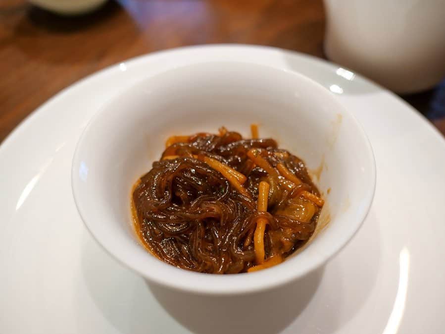 木村良平さんのインスタグラム写真 - (木村良平Instagram)「美味しかった上海たち！ 本場の上海蟹はさすがでしたね。4枚目は念願のザリガニです。絵ヂカラ注意（笑） #foodporn #上海」7月29日 15時19分 - ryouhey_drunk