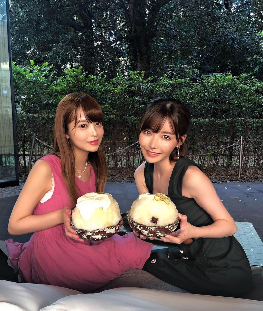 桜もこさんのインスタグラム写真 - (桜もこInstagram)「えいみんと 美味しいかき氷食べたよ🍧 楽しすぎて楽しすぎて💓  #かき氷 #夏 #☀️ #桜もこ #深田えいみ #ドキドキワクワク」7月29日 16時37分 - mokochan319